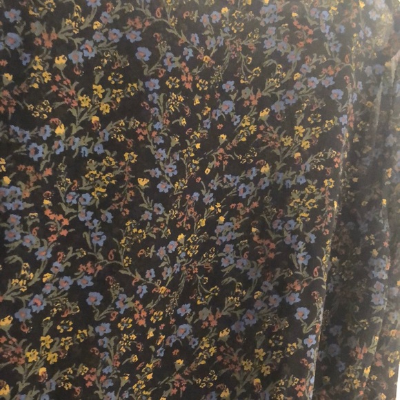 🎉UNIQLO/Black Patterned/Size: Small🎉 - Picture 5 of 6